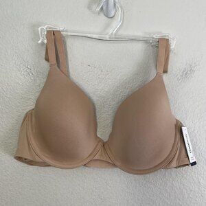 GapBody Bra Womens 36B Nude Beige Everyday T-Shirt Underwire Padded Smooth